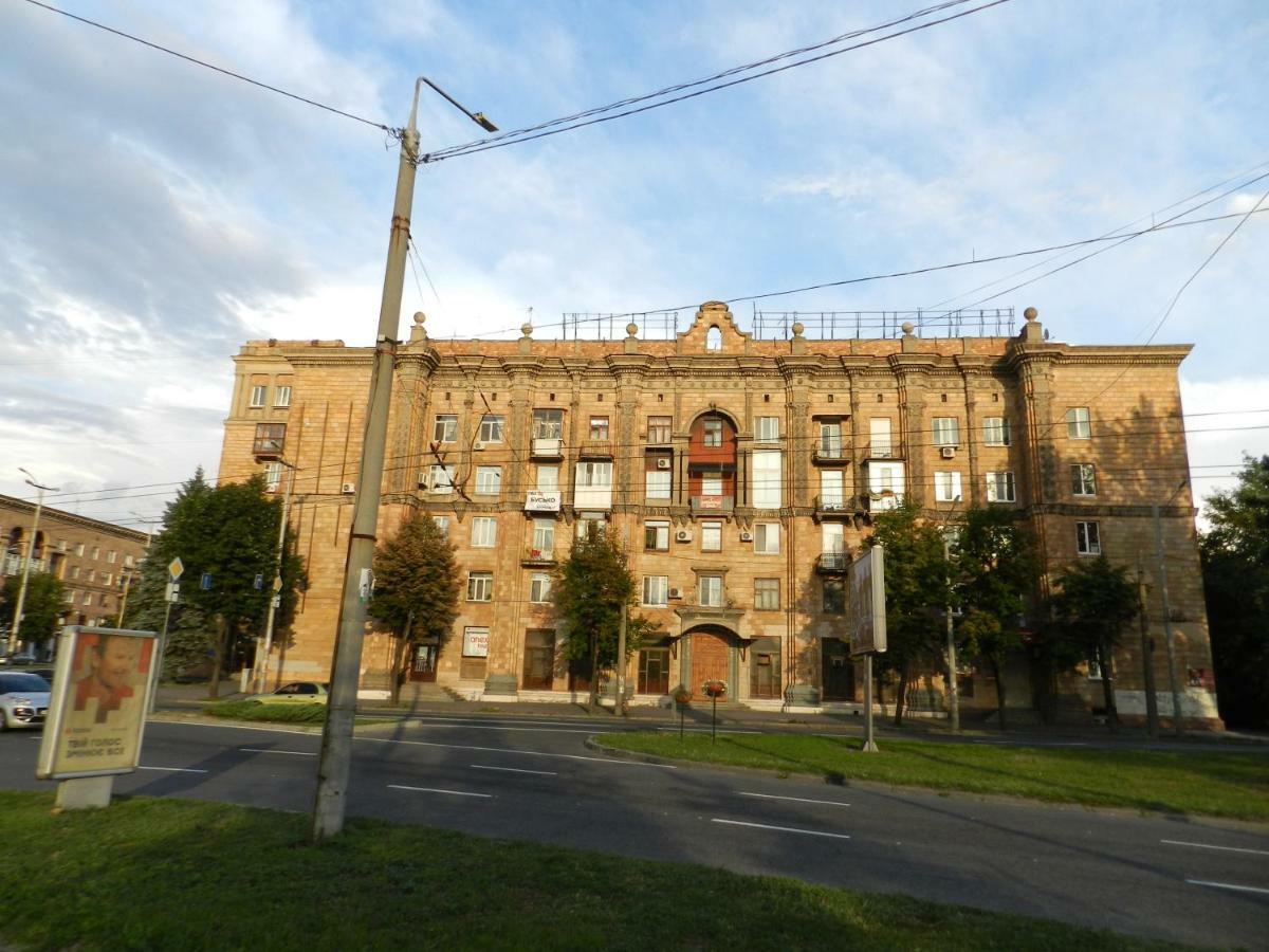 Zaporizhia 3-Room Luxury Apartment 100M2 On Sobornyi Avenue 193, By Grandhome מראה חיצוני תמונה